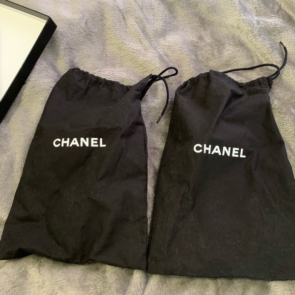 Chanel shoes - Picture 5 of 9